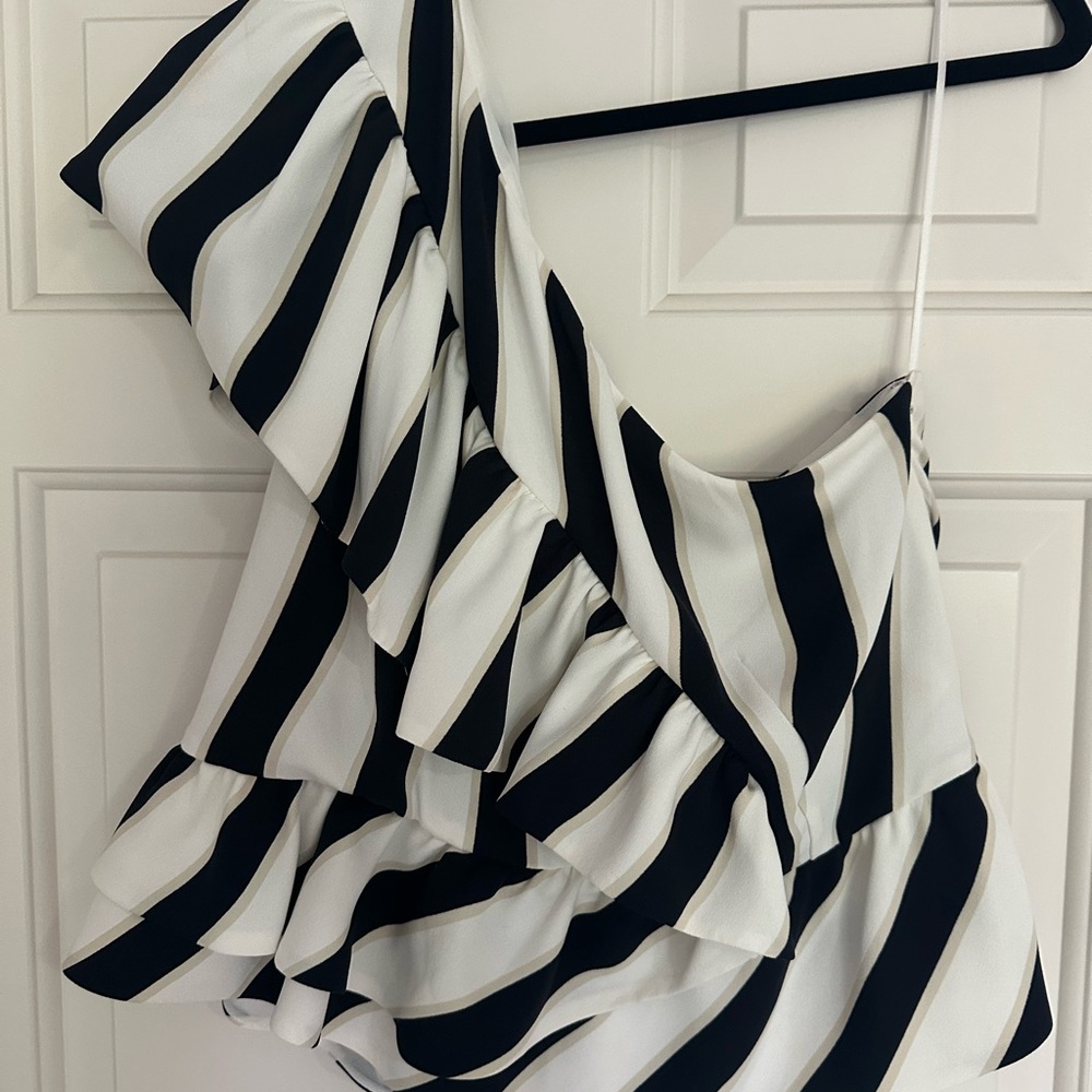 Mint Monochrome One-Shoulder Top